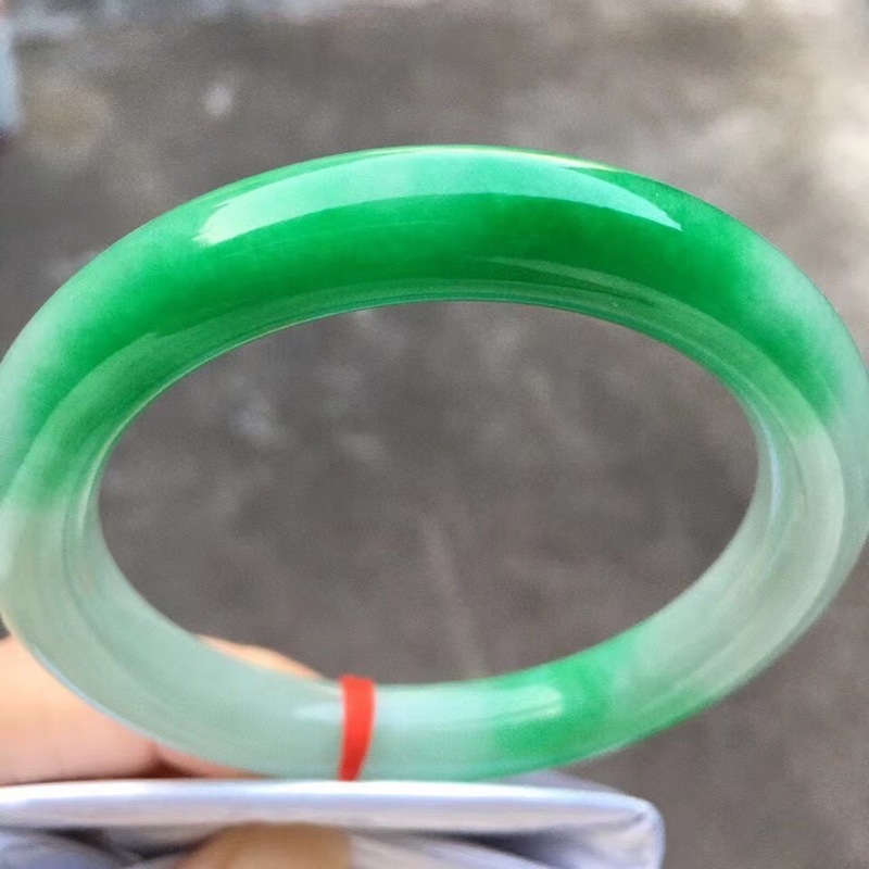천연 미얀마산 옥 팔찌, 둥근 모양, 정품, 얼음과 비 - Bracelets 리뷰 및 가격